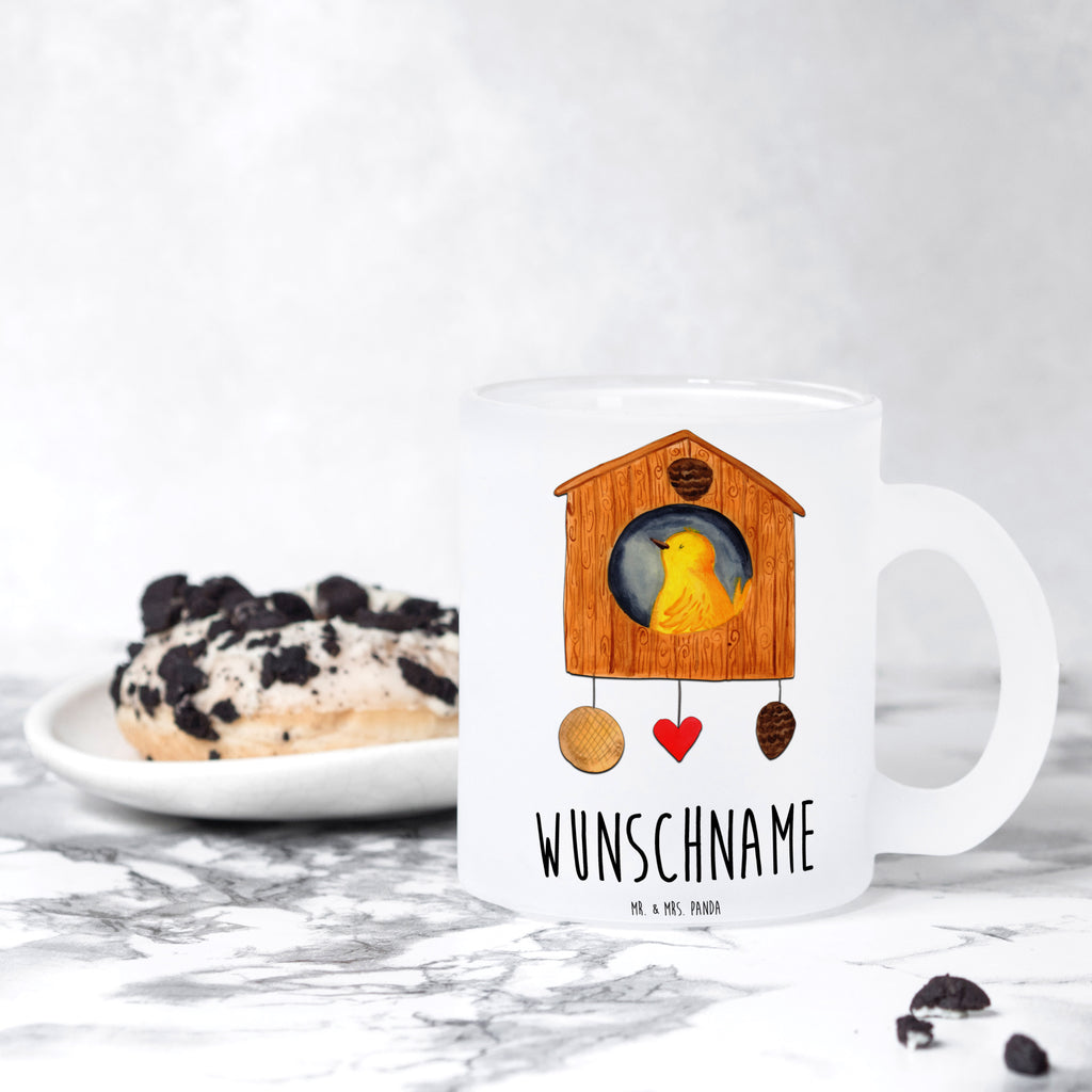 Personalisierte Teetasse Vogelhaus sweet Home Personalisierte Teetasse, Personalisiertes Teeglas, Personalisierter Teebecher, Personalisierte Glas Teetasse, Personalisierte Teetasse aus Glas, Teetasse mit Namen, Teeglas mit Namen, Teebecher mit Namen, Glas Teetasse mit Namen, Teetasse aus Glas mit Namen, Teetasse Wunschname, Teetasse selbst gestalten., Tiermotive, Gute Laune, lustige Sprüche, Tiere, Vogelhaus, Vogel, Home sweet Home, Einzug, Umzug, Geschenk, Einzugsgeschenk, Hausbau, Haus