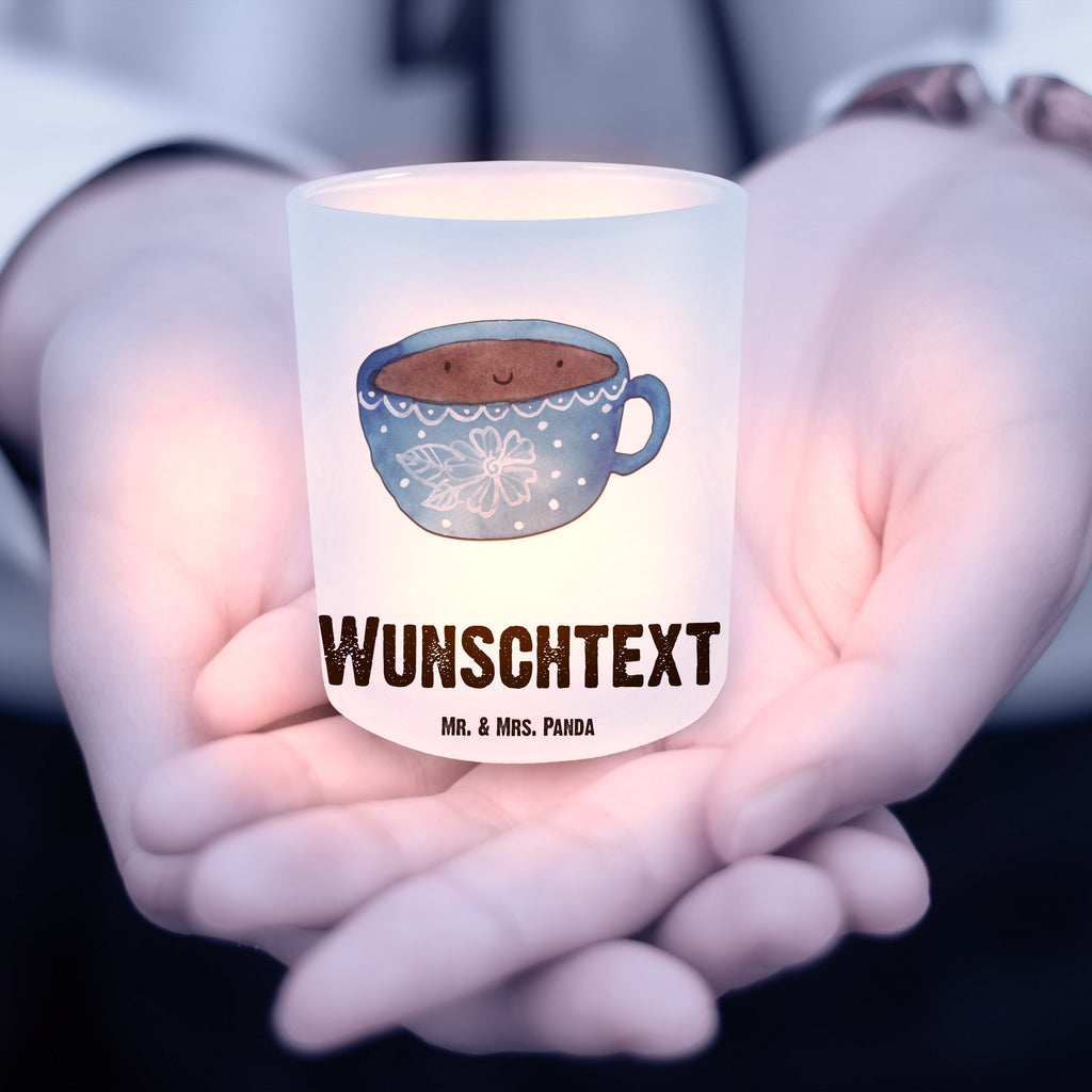 Personalisiertes Windlicht Kaffee Tasse Personalisiertes Windlicht, Personalisiertes Windlicht Glas, Personalisiertes Teelichtglas, Personalisierter Teelichthalter, Personalisiertes Kerzenglas, Personalisierte Kerze, Personalisiertes Teelicht, Windlicht mit Namen, Windlicht Glas mit Namen, Teelichtglas mit Namen, Teelichthalter mit Namen, Teelichter mit Namen, Kerzenglas mit Namen, Kerze mit Namen, Teelicht mit Namen, Namenspersonalisierung, Name, selbst gestalten, Wunschtext, Bedrucken, Tiermotive, Gute Laune, lustige Sprüche, Tiere, Kaffee, Tasse, Liebe, Geschmack, Genuss, Glücklich