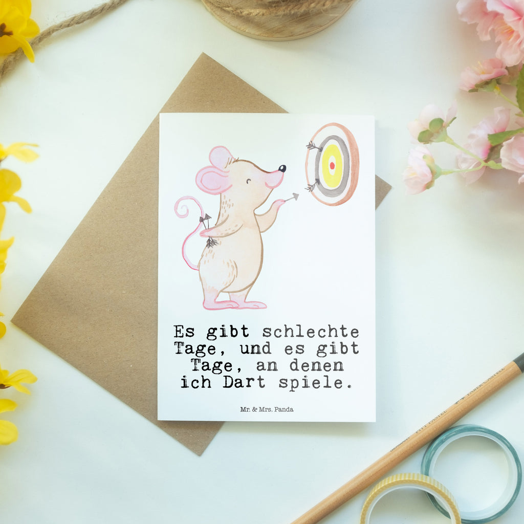 Grußkarte Maus Dart spielen Tage Grußkarte, Klappkarte, Einladungskarte, Glückwunschkarte, Hochzeitskarte, Geburtstagskarte, Karte, Ansichtskarten, Geschenk, Sport, Sportart, Hobby, Schenken, Danke, Dankeschön, Auszeichnung, Gewinn, Sportler, Dart spielen, Darten, Darts, Dart Turnier