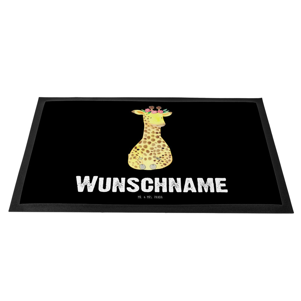 Personalisierte Fußmatte Giraffe Blumenkranz Personalisierte Fußmatte, Fußmatte mit Namen, Personalisieruung, Personalisiert, Fußmatte bedrucken, Türvorleger mit Namen, Haustürmatte personalisiert, Namensfussmatte, Wunschnamen, Bedrucken, Türvorleger personalisiert, Afrika, Wildtiere, Giraffe, Blumenkranz, Abenteurer, Selbstliebe, Freundin