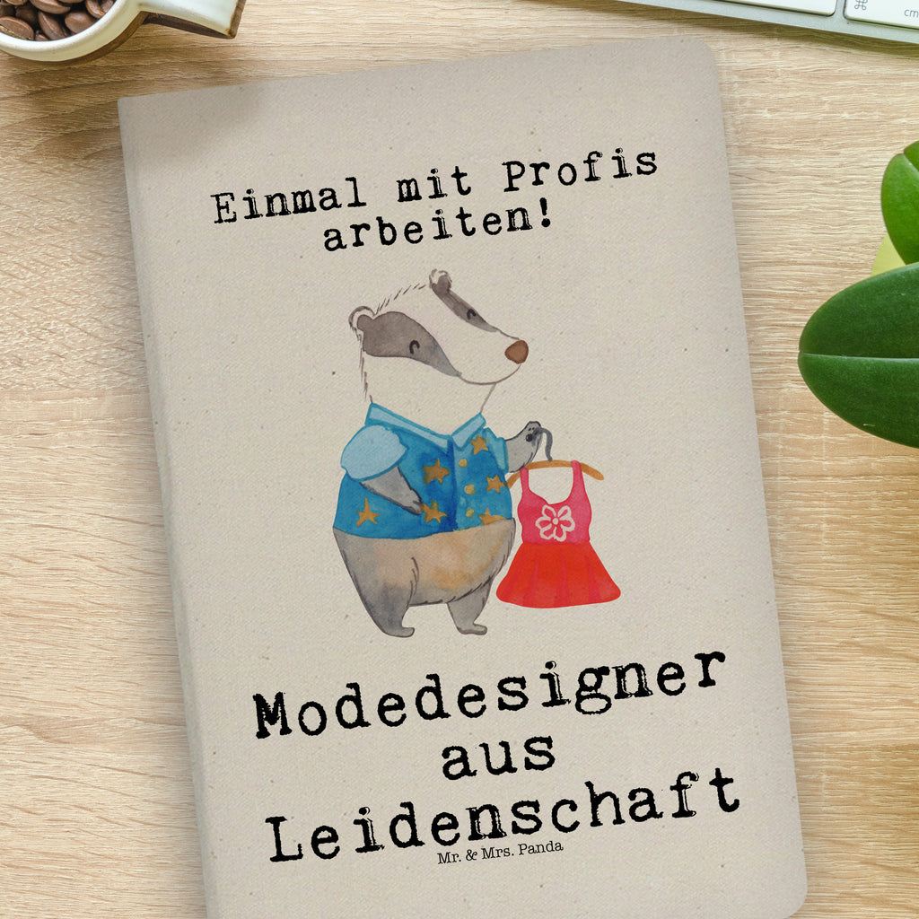 Baumwoll Notizbuch Modedesigner aus Leidenschaft Notizen, Eintragebuch, Tagebuch, Notizblock, Adressbuch, Journal, Kladde, Skizzenbuch, Notizheft, Schreibbuch, Schreibheft, Beruf, Ausbildung, Jubiläum, Abschied, Rente, Kollege, Kollegin, Geschenk, Schenken, Arbeitskollege, Mitarbeiter, Firma, Danke, Dankeschön, Modedesigner, Fashion Designer, Modeschöpfer