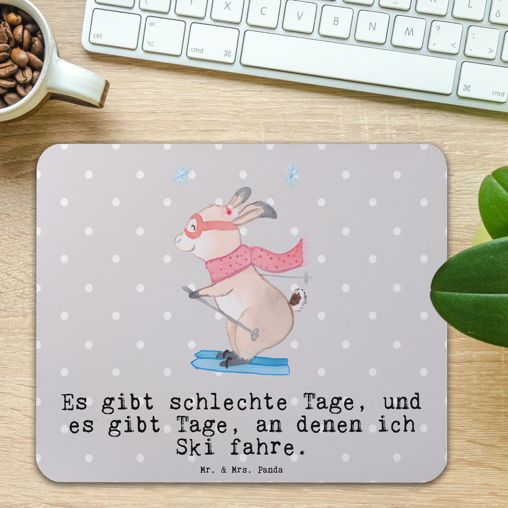 Mauspad Bär Skifahren Tage Mousepad, Computer zubehör, Büroausstattung, PC Zubehör, Arbeitszimmer, Mauspad, Einzigartiges Mauspad, Designer Mauspad, Mausunterlage, Mauspad Büro, Geschenk, Sport, Sportart, Hobby, Schenken, Danke, Dankeschön, Auszeichnung, Gewinn, Sportler, Ski fahren, Skifahren, Skisport, Skiwettbewerb, Skirennen