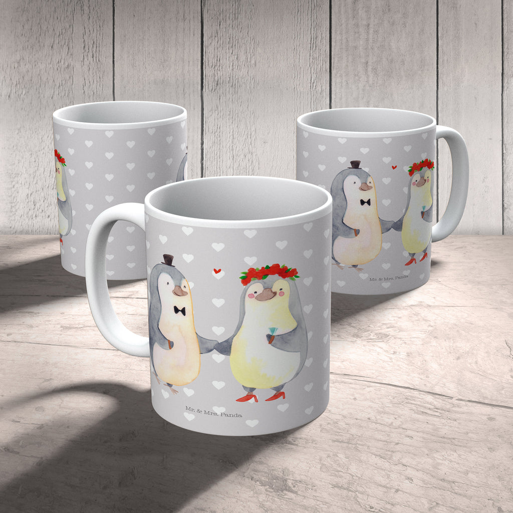 Tasse Pinguin Heirat Tasse, Kaffeetasse, Teetasse, Becher, Kaffeebecher, Teebecher, Keramiktasse, Porzellantasse, Büro Tasse, Geschenk Tasse, Tasse Sprüche, Tasse Motive, Liebe, Partner, Freund, Freundin, Ehemann, Ehefrau, Heiraten, Verlobung, Heiratsantrag, Liebesgeschenk, Jahrestag, Hocheitstag