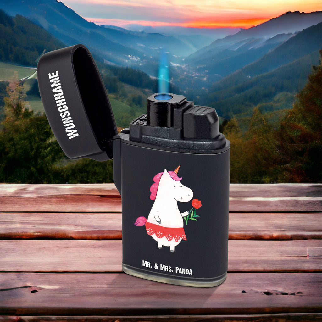 Personalisiertes Feuerzeug Einhorn Dame Personalisiertes Feuerzeug, Personalisiertes Gas-Feuerzeug, Personalisiertes Sturmfeuerzeug, Einhorn, Einhörner, Einhorn Deko, Pegasus, Unicorn, Dame, Lady, feine Dame, Freundin, Frau, Bachelor, Bachelorette, Abfuhr, Schluss machen, Trennung