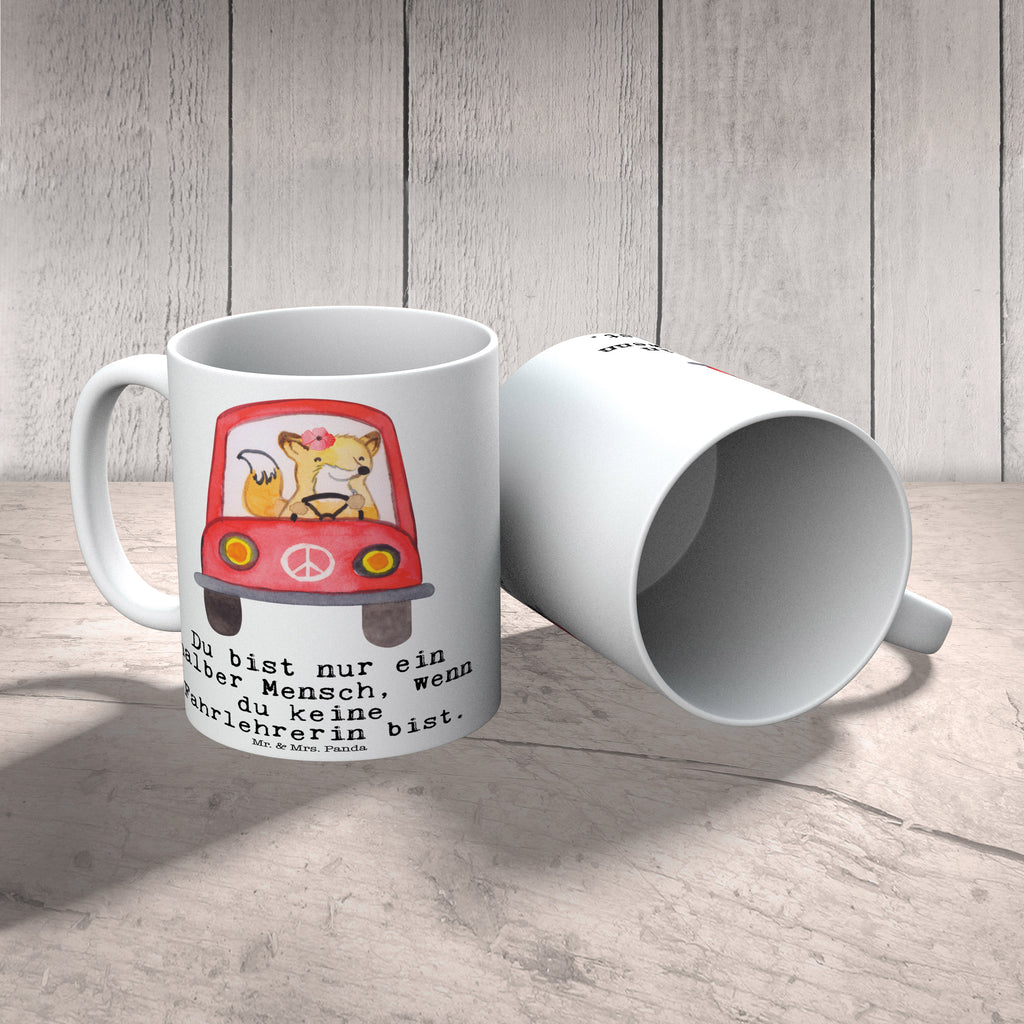 Tasse Fahrlehrerin mit Herz Tasse, Kaffeetasse, Teetasse, Becher, Kaffeebecher, Teebecher, Keramiktasse, Porzellantasse, Büro Tasse, Geschenk Tasse, Tasse Sprüche, Tasse Motive, Kaffeetassen, Tasse bedrucken, Designer Tasse, Cappuccino Tassen, Schöne Teetassen, Beruf, Ausbildung, Jubiläum, Abschied, Rente, Kollege, Kollegin, Geschenk, Schenken, Arbeitskollege, Mitarbeiter, Firma, Danke, Dankeschön, Fahrlehrerin, Fahrschule, Fahrschullehrerin