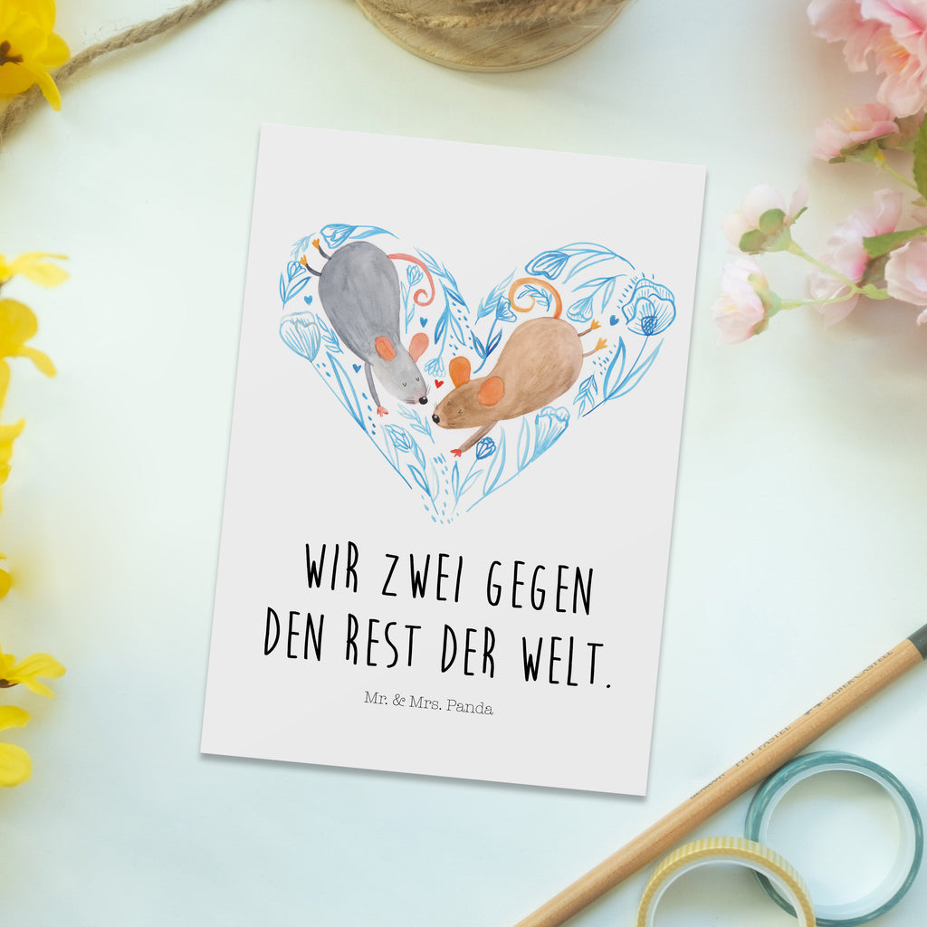 Postkarte Mäuse Herz Postkarte, Karte, Geschenkkarte, Grußkarte, Einladung, Ansichtskarte, Geburtstagskarte, Einladungskarte, Dankeskarte, Ansichtskarten, Einladung Geburtstag, Einladungskarten Geburtstag, Liebe, Partner, Freund, Freundin, Ehemann, Ehefrau, Heiraten, Verlobung, Heiratsantrag, Liebesgeschenk, Jahrestag, Hocheitstag, Maus, Mäuse, Liebesbotschaft, Liebesbeweis, Hochzeit, Lieblingsmensch, Gemeinsamkeit, Love, Geschenk für zwei